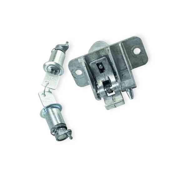 Замок ЗАЗ 1102 Таврія з личинками дверей багажника Мукачево