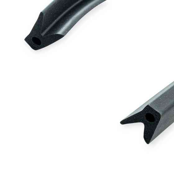 Уплотнитель Москвич 412 (погонный метр) двери Мукачево