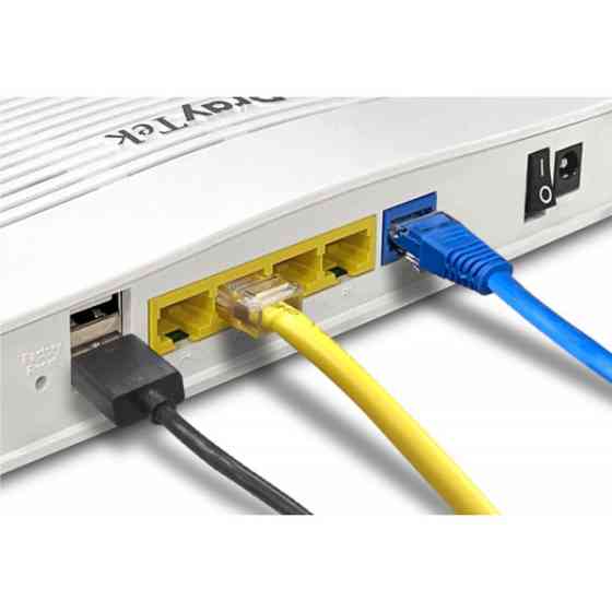 Маршрутизатор Drytek Vigor 2135, 1 WAN GbE, 4 LAN GbE, 2 USB 2.0, 2 VPN, Multi-LAN (4+IP Routed Subn Киев