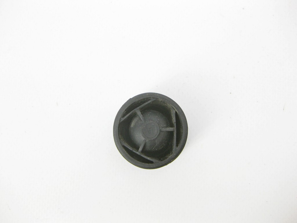 Mercedes-Benz  A0009914071 Гумовий буфер кріплення низькотемпературного радіатора ML/GLE W166 GL/GLS X166 GLE Coupe C292 CLA C117 Одеса - фото 7