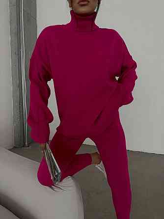 Женский прогулочный оверсайз костюм: свитер в рубчик оверсайз и лосины с эффектом утяжки вязка Малина Одесса