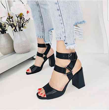 Nivelle Босоніжки жіночі NIVELLE 2123/8058-8066 чорні (літо, шкіра натуральна) (4622) 35р.36р. Коломыя