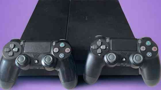 Playstation 4 FAT 500 ГБ + 2 джойстики, гарантія, без переплат. Київ