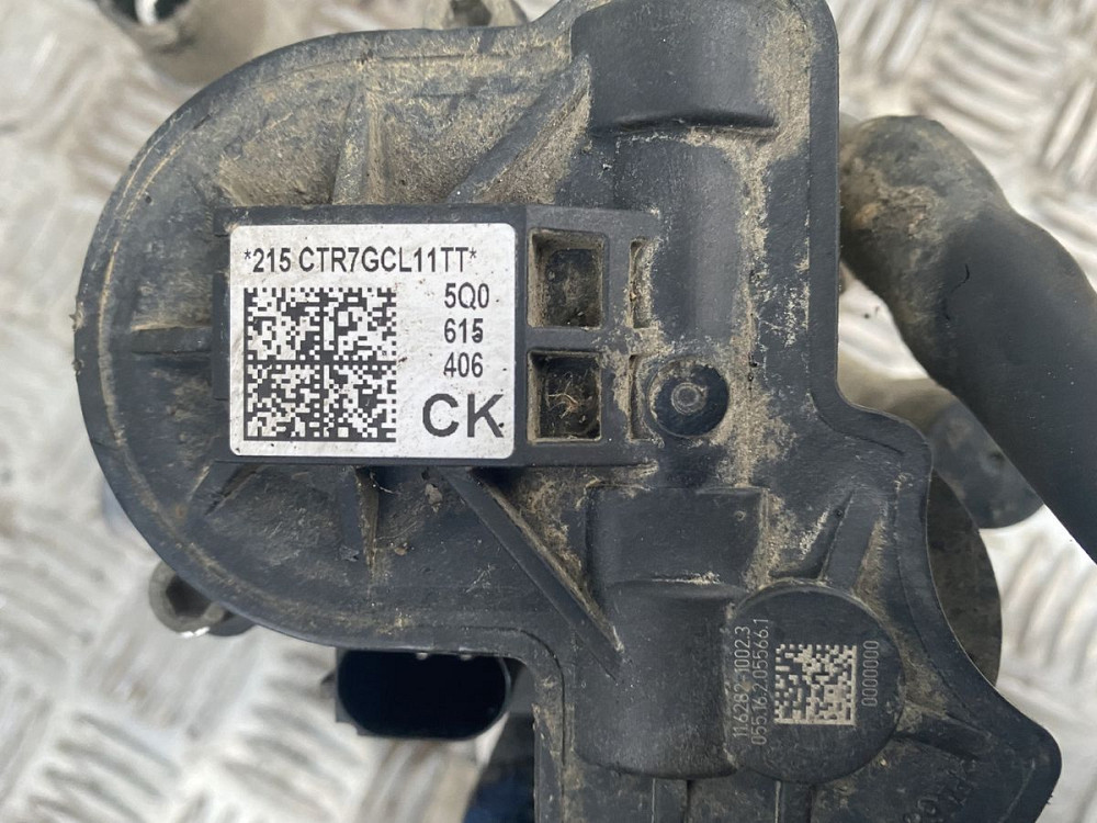 Задній супорт правий VW Golf VII 2012-2019 (5Q0615406) Ковель - фото 3