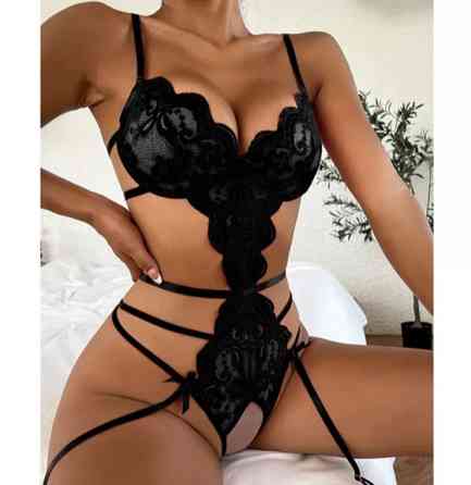 Комплект нижнего белья эротический с чулками S черный Киев