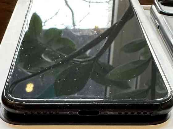 IPhone SE (2020)128Gb Neverlock АКБ 77% Киев