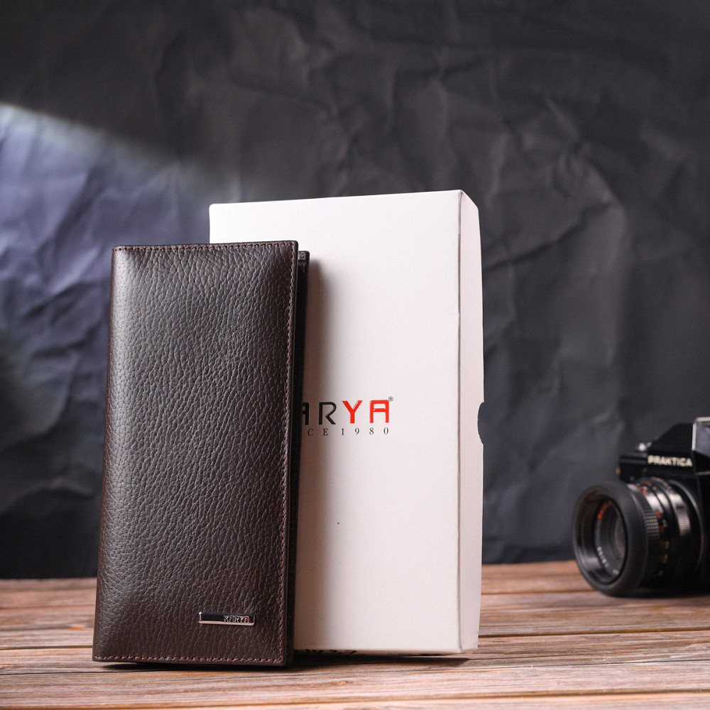 Чудовий вертикальний чоловічий гаманець із натуральної зернистої шкіри KARYA 21437 Коричневий Київ - фото 10