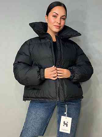 Куртка женская Haiziyuan 2603 оверсайз пуффер с воротником-стойкой черная, черный, M Киев