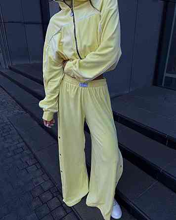 Женский теплый стильный костюм тройка из мягкого велюра. Лимонный, 42/44 Одесса