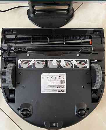 Робот-Пилосос: Neato D800 (I Robot) Київ