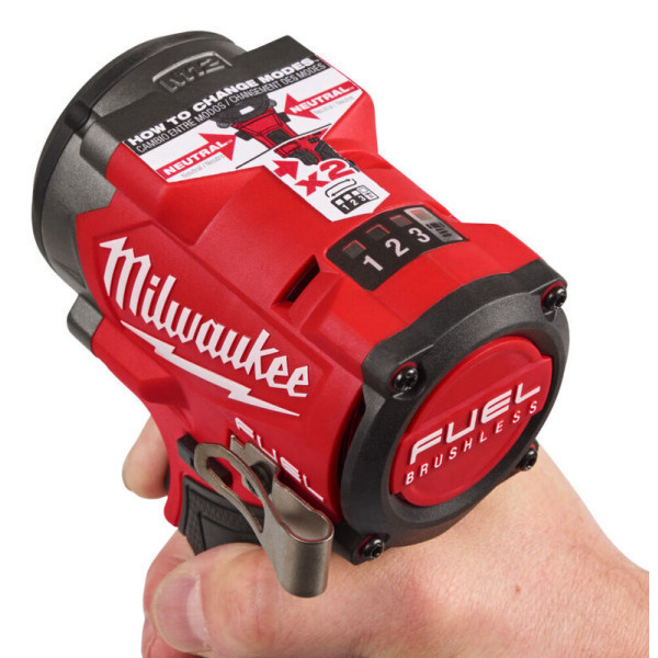 Гайковерт високомоментний MILWAUKEE 1/2" (746 Нм) M12 FCIWF12G3-502X (+2 акумулятори, зарядний пристрій, HD Одеса - фото 12