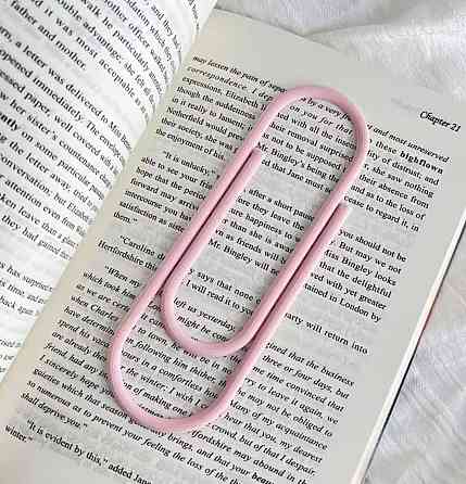 Закладка для книг в форме скрепки пластиковая 14.5 см Киев