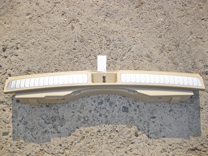 Mercedes-Benz  A1666900341 8N84 Накладка отвору багажника нижня бежева GL GLS X166 Одесса - изображение 1