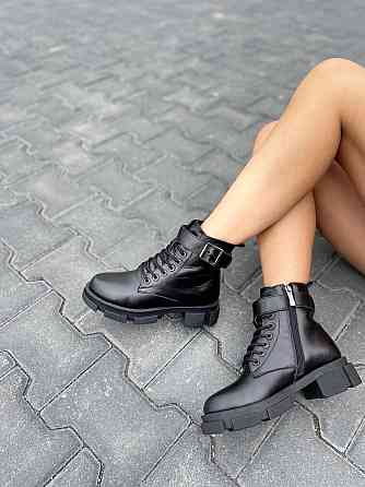 Molly Черевики жіночі MOLLY чорні натуральна шкіра зима висота 13 см (5165) Коломыя
