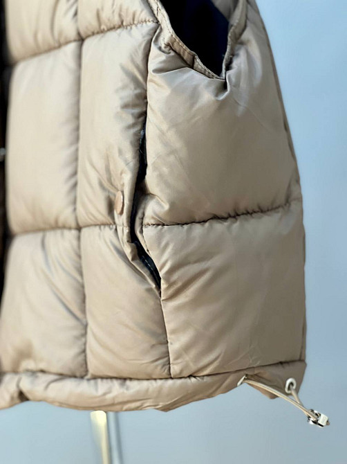 Жилетка женская Lady Yep 9039 стеганная короткая вставка из экокожи на спине капучино, капучино, 46 Киев - изображение 12