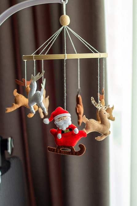 Дитячий мобіль на ліжечко для немовлят WooolyWool «Санта» Київ - фото 6