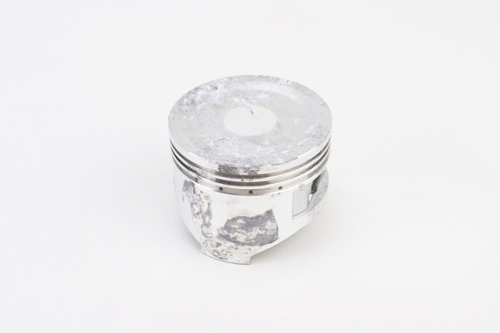 УЦІНКА МБ-D177F/188F Поршень к-кт 177F 77mm STD, (палець 18mm) (іржавий, див. фото) Київ - фото 3