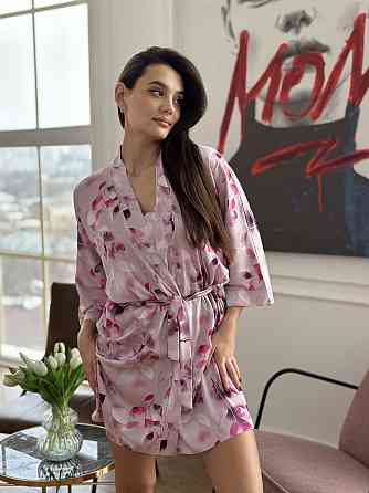 Халат жіночий шовковий під пояс Квітковий принт Рожевий XS/S Харків