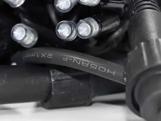 Гирлянда уличная 3,3мм черный провод 10м 100LED белый свет мерцающая лампа Lux LINE-3.3-100-W-2 Одесса