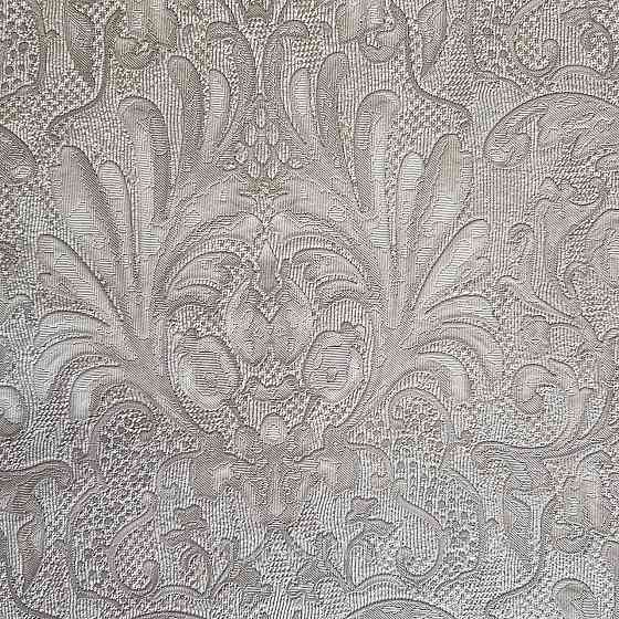 Шпалери метрові вінілові на флізелін Yuanlong Samsara метрові вензелі завитки структурні сірі сріблясті Київ