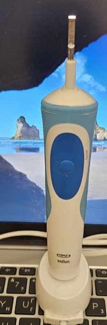 Електрична зубна Щітка: Braun Oral-B. Київ - фото 3