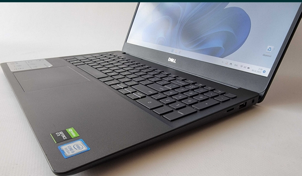 Ноутбук DELL Inspiron 7590 i5 9300H/GTX 1050 3Gb/RAM 8Gb/SSD 512Gb Київ - фото 3