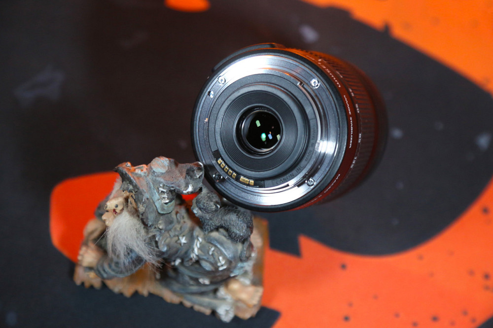 Объектив Canon EF-S 18-135mm f/3.5-5.6 IS STM светосильный портретный Б\У Идеальное состояние! Киев - изображение 2