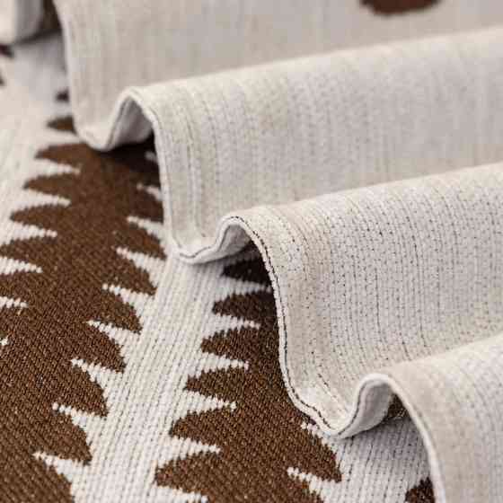 Плед покрывало для дивана и кровати,чехол накидка для мягкой мебели 180х230 см,бело-коричневый с узором Каменец-Подольский