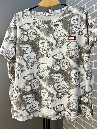 Футболка женская JIANMEI 076 рисунок мишки свободного кроя one size белая, белый, one size Киев - изображение 16
