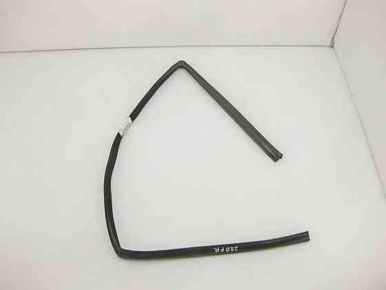 Mercedes-Benz  A2207251225 Ущільнювач опускного скла передніх правих дверей S-Class W220 Одеса