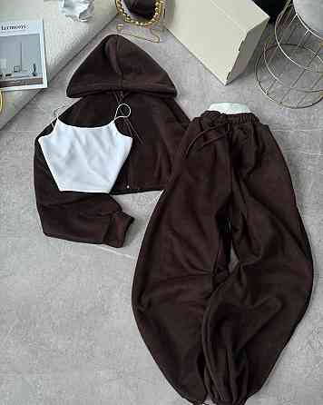 Жіночий теплий прогулянковий костюм - трійка: укорочена кофта, топ та штани у стилі оверсайз двухсторонній фліс + мікродайвінг Одеса