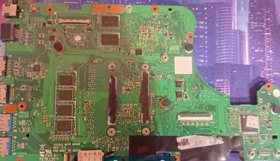 Материнська Плата. Київ