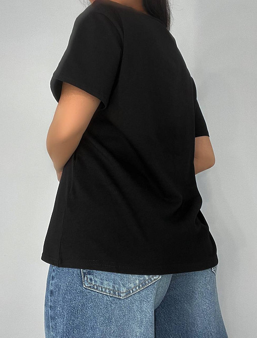 Футболка женская Anni 046 оверсайз базовая однотонная с вышивкой сердце в камнях one size, черный, one size Киев - изображение 5