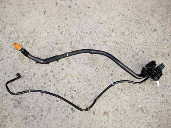 Mercedes-Benz  A1664702020 Заливна горловина бензинова GL X166 Одеса