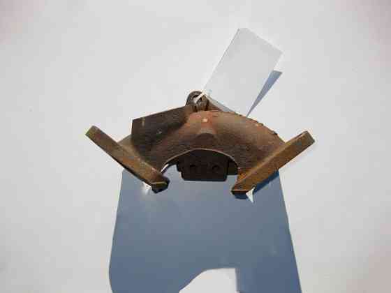 Mercedes-Benz  A6421400136 Трійник - з'єднувач випускних колекторів двигуна OM642 V6 3.0 cdi E-Class W211 W212 C207 S-Class W221 Одеса