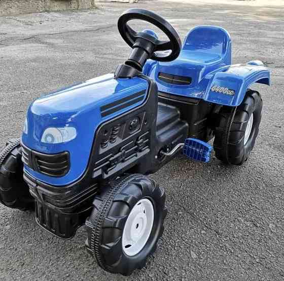 Детский педальный трактор DOLU 8045 на педалях для детей Киев