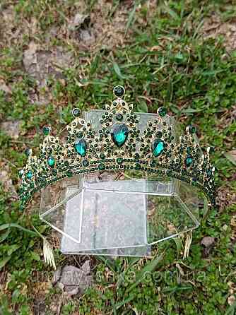 Диадема на обруче Корона серебренная с камнями Кривой Рог