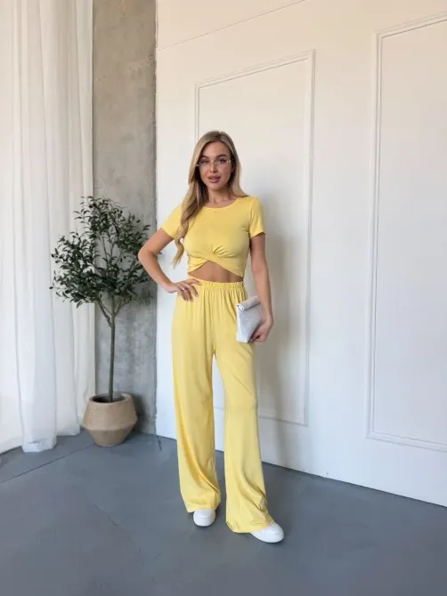 Жіночий літній костюм топ з перекрутом і брюки палаццо віскоза Одеса - фото 1