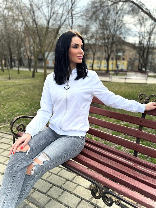 Жіноча вітровка з щільної плащівки "Leland" оптом | Розпродаж моделі Київ - фото 2