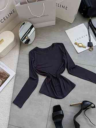 Жіночий базовий лонгслів із віскози Чорний Одеса