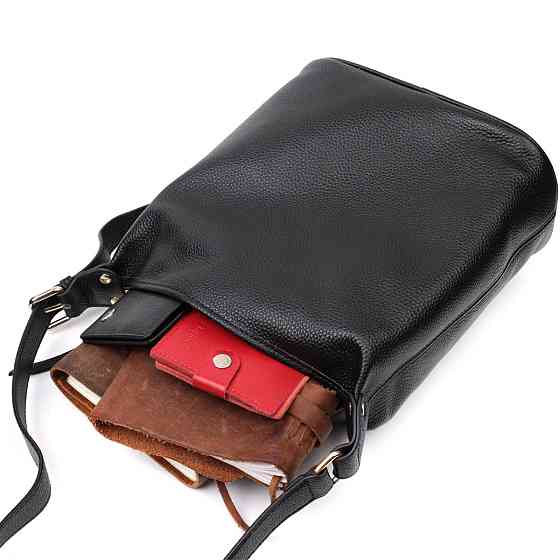 Вместительная женская сумка с одной длинной ручкой из натуральной кожи Vintage 22305 Черная Киев