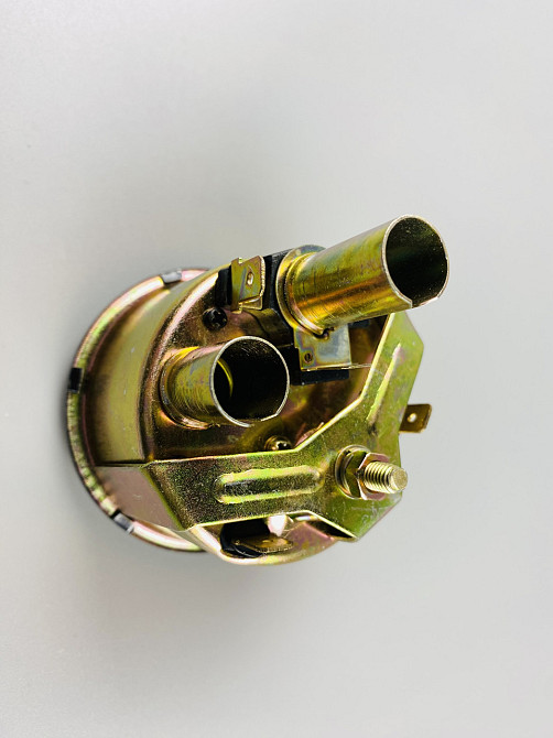 Покажчик тиску олії трактора МТЗ датчик манометр механічний 12В 0 - 10 атм Мукачево - фото 7