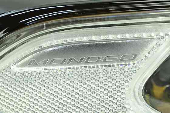 Фара автомобіль Ford Mondeo 5 (2013-2016) права покажчик повороту білий галоген лінзована Мукачево