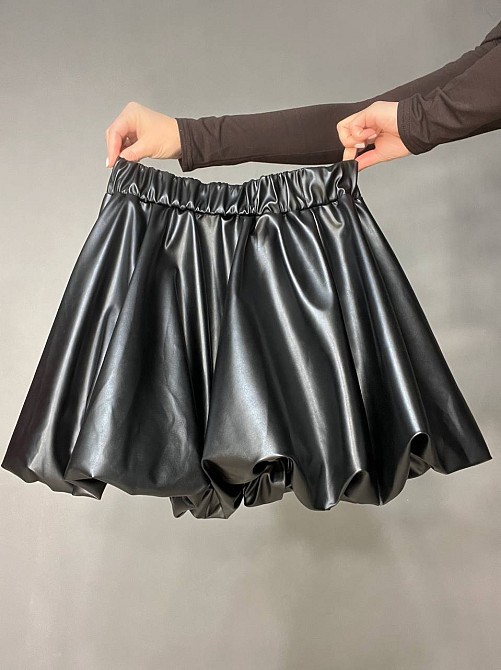 Спідниця жіноча Ariadna 2418 коротка пишна балон на резинці екоршкіра чорна, чорний, S Київ - фото 14