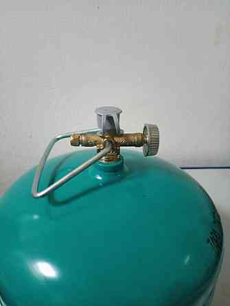 Газовий балон на 2 кг газу (4,8 л водяного об'єму) на різьбу 3/8" дюйма. Виробництво Польща. Стрий