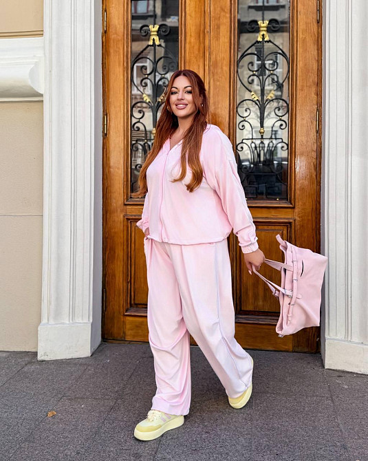 Женский стильный комфортный костюм двойка велюр спорт Premium Розовый Одесса - изображение 6