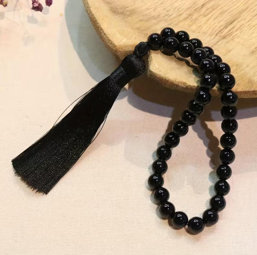 Браслет-четки из натурального черного оникса 33 бусины 8 мм с кисточкой Киев - изображение 4