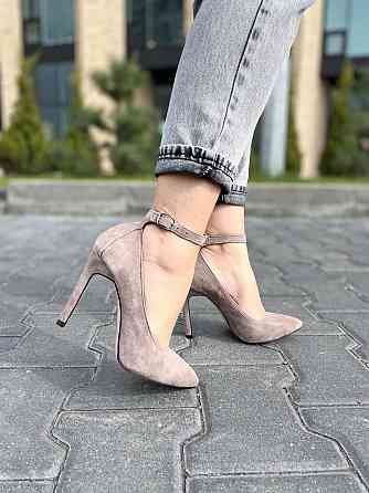 Nivelle Туфлі жіночі NIVELLE капучино натуральна замша 36р. каблук 10см. (1769/10502-10512) Коломия