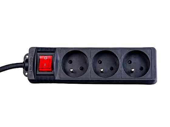 Подовжувач електричний "Keltin" побутовий IP20 із заземленням і вимикачем  3 метра 3 гнізда чорний Стрий