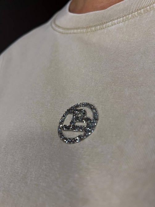 Футболка женская A-N 26089 тай-дай оверсайз с камнями буква B, бежевый, one size Киев - изображение 15